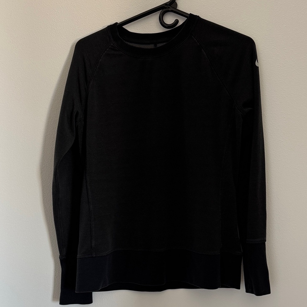 Nike women’s lightweight sweatshirt Black size large